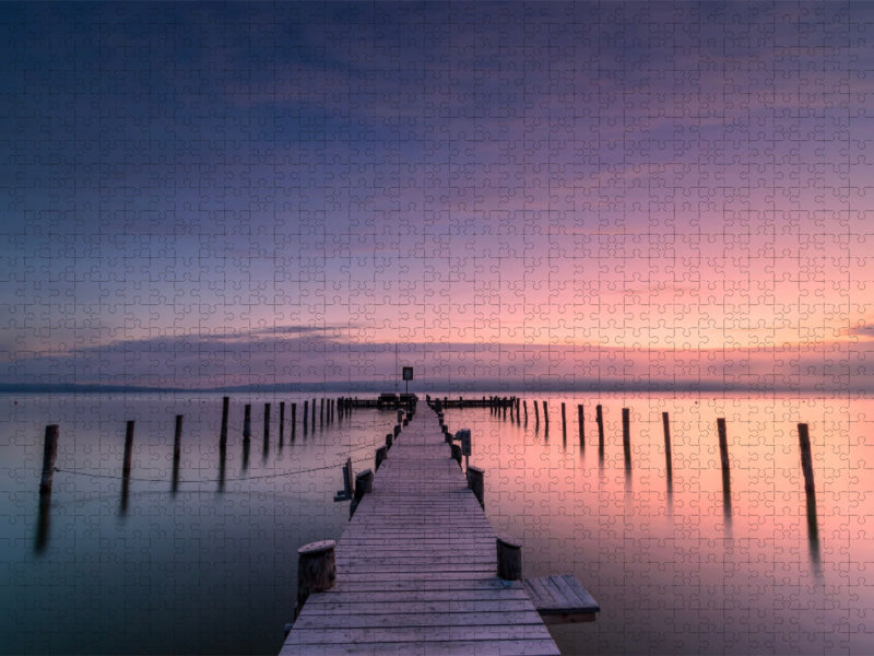 Idyllischer Sonnenaufgang am Ammersee - CALVENDO Foto-Puzzle'