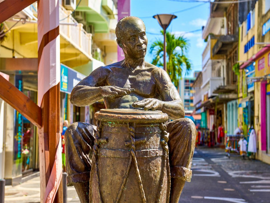 Trommler-Statue Velo in Point-a-Pitre auf Guadeloupe - CALVENDO Foto-Puzzle'