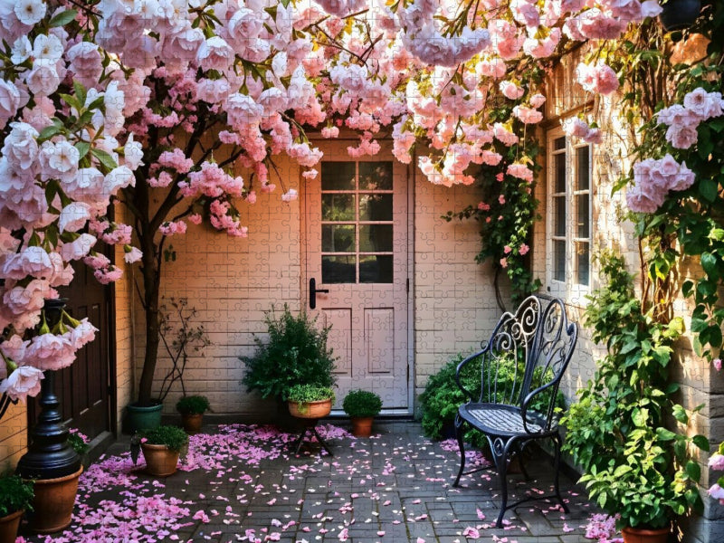 Blütenträume im Innenhof - CALVENDO Foto-Puzzle'