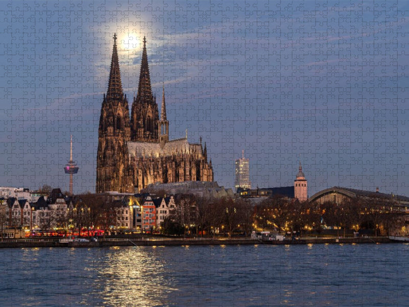 Vollmond über dem Kölner Dom - CALVENDO Foto-Puzzle'
