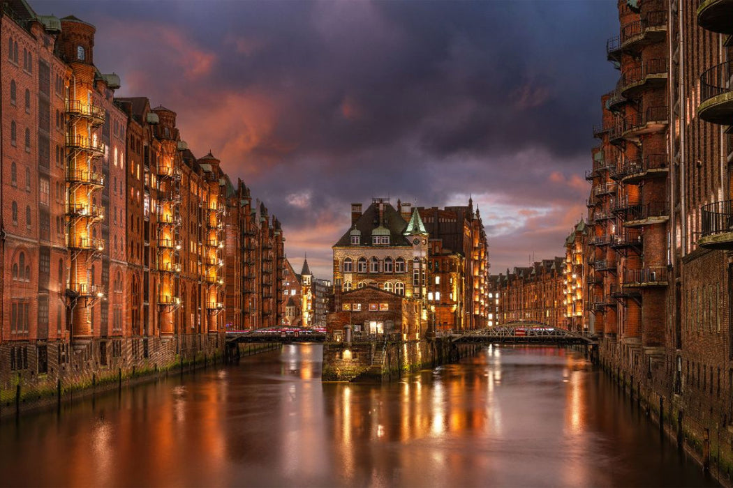 Premium Textil-Leinwand Ein Motiv aus dem Kalender Urbane Impressionen: Hansestadt Hamburg - Tor zur Welt