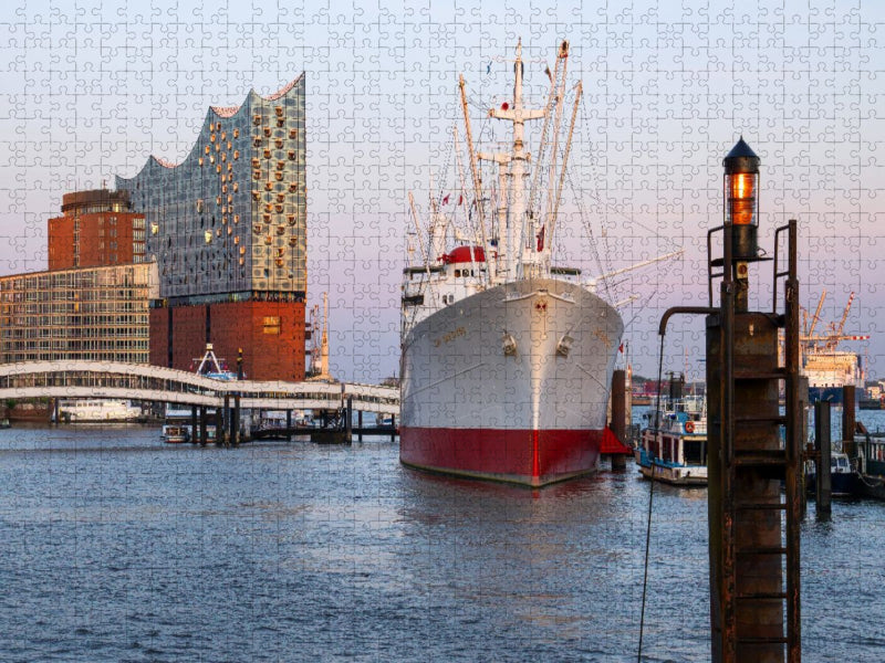 Cap San Diego im Abendlicht - CALVENDO Foto-Puzzle'