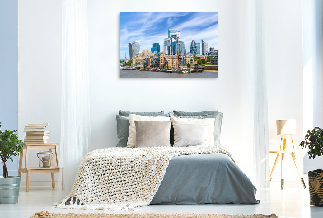 Premium Textil-Leinwand Moderne Skyline der City of London mit maritimem Flair