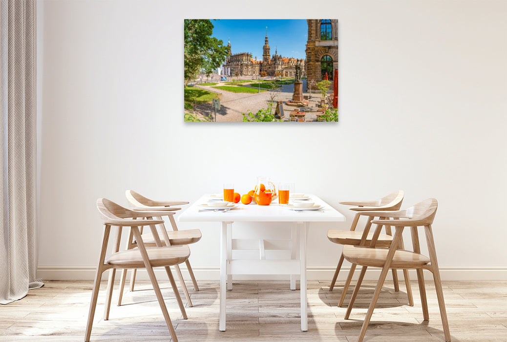 Premium Textil-Leinwand Dresden, Theaterplatz und Kathedrale Sanctissimae Trinitatis