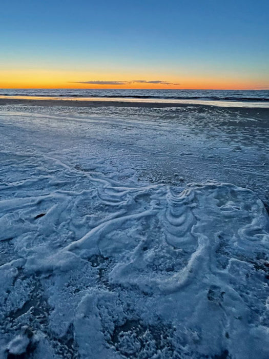 Schaum stark bewegter Wellen am Strand von Sankt Peter-Ording - CALVENDO Foto-Puzzle'