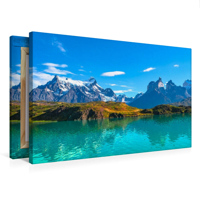 Premium Textil-Leinwand Torres Paine Massiv und Pehoe Lagune