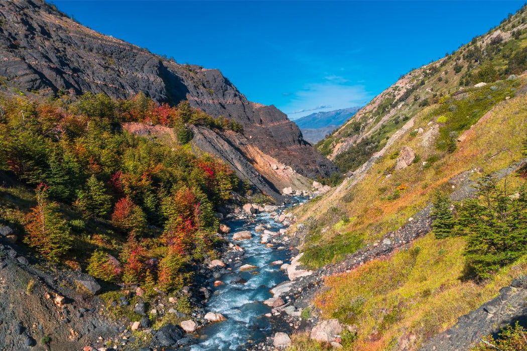 Premium Textil-Leinwand Torres del Paine Nationalpark, Gebirgsbach