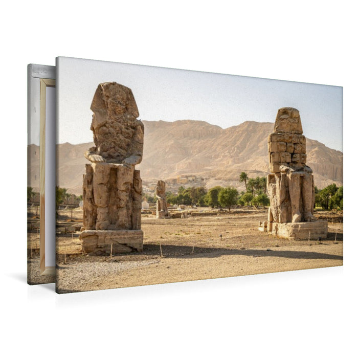 Premium Textil-Leinwand Die stillen Wächter von Theben-West