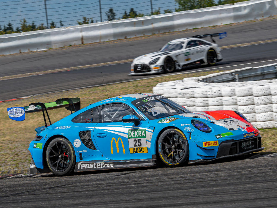 Huber Motorsport / Porsche 911 GT3 R - CALVENDO Foto-Puzzle'