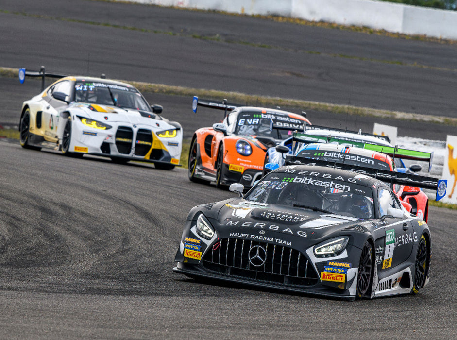 Haupt Racing Team / Mercedes AMG GT3 - CALVENDO Foto-Puzzle'