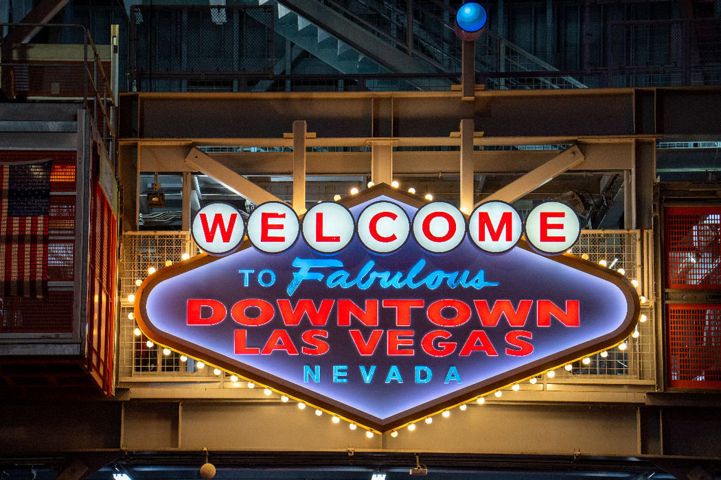 Premium Textil-Leinwand Welcome to Fabulous Downtown Las Vegas – Wanddekoration USA