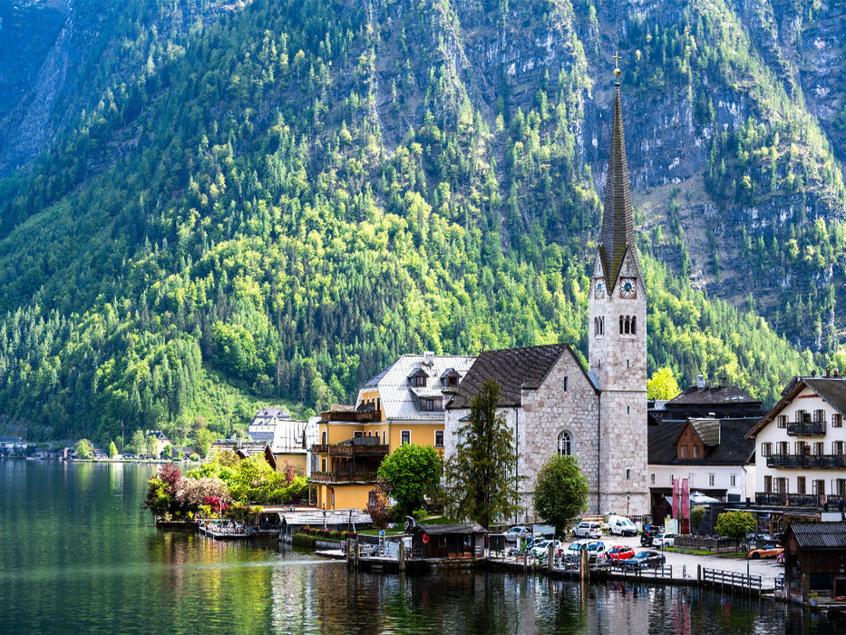 Ein Blick auf die Kirche von Hallstatt - CALVENDO Foto-Puzzle'