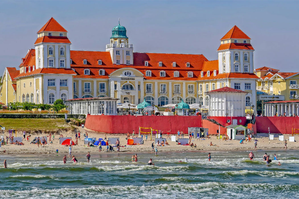 Premium Textil-Leinwand Traditionsreiches Kurhaus Binz