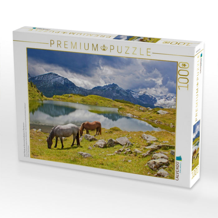 Zwei Pferde am Krummschnabelsee in Obertauern - CALVENDO Foto-Puzzle'