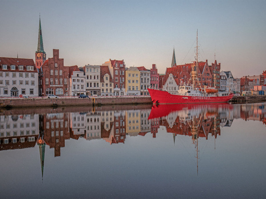 Feuerschiff Fehmarnbelt an der Untertrave in Lübeck - CALVENDO Foto-Puzzle'
