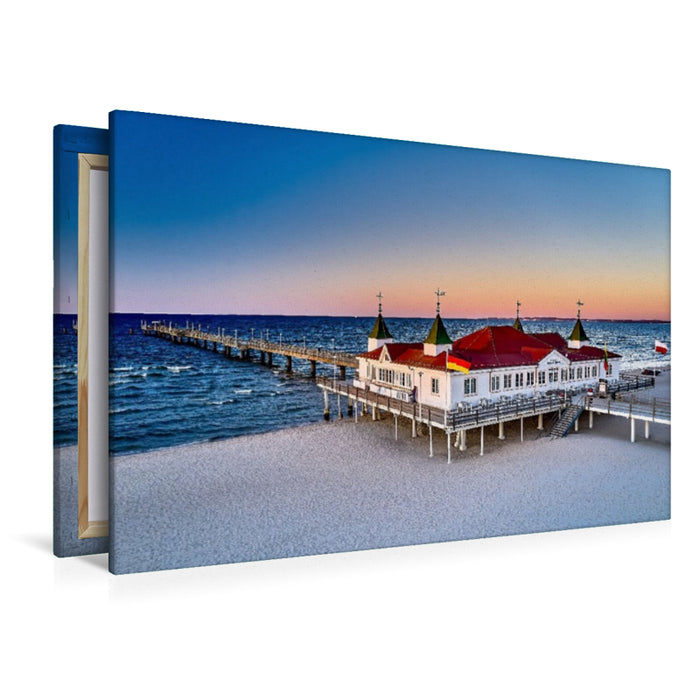 Premium Textil-Leinwand Seebrücke Ahlbeck auf Usedom
