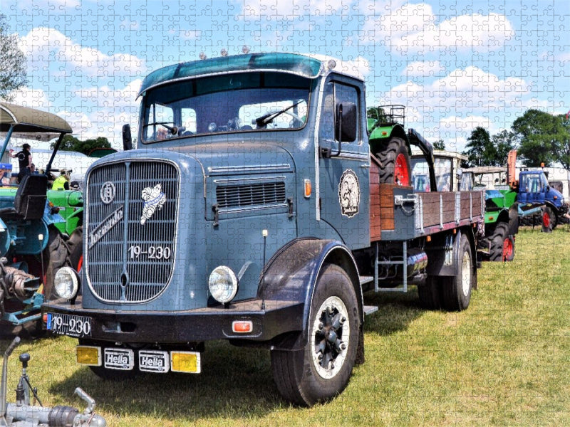 ÖAF- Tornado- 19-230- ``1972`` - CALVENDO Foto-Puzzle'