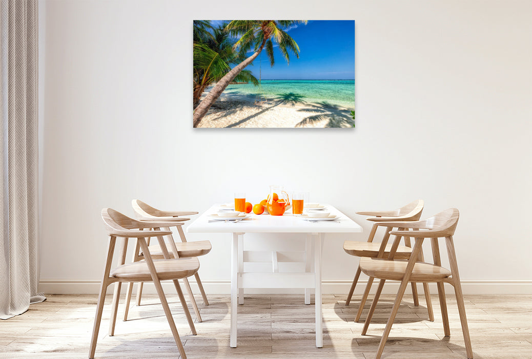 Premium Textil-Leinwand Weißer Palmenstrand auf den Malediven