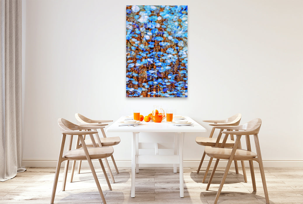 Premium Textil-Leinwand Blaues Flüstern auf goldener Haut