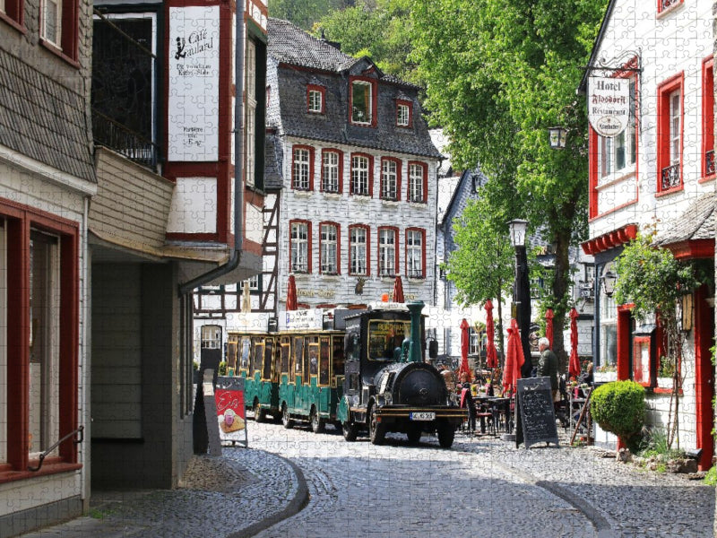 Monschau in der Eifel - CALVENDO Foto-Puzzle'