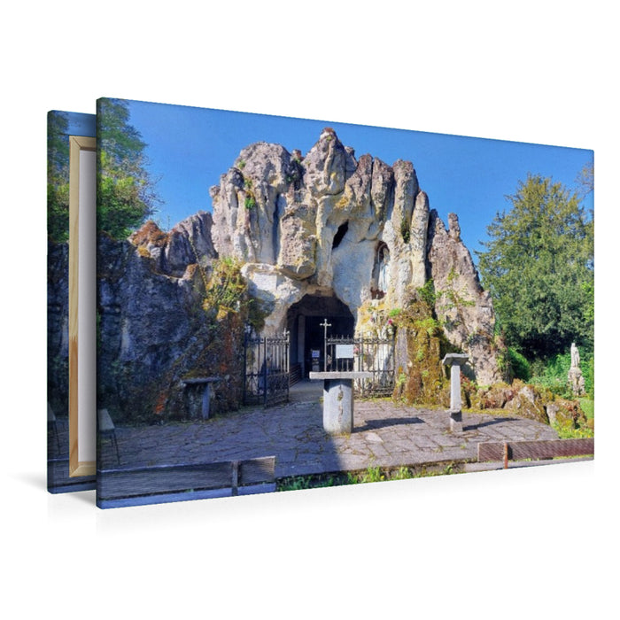 Premium Textil-Leinwand Conjoux, Marien-Wallfahrtsort in den belgischen Ardennen