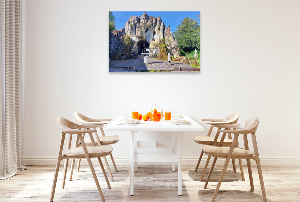 Premium Textil-Leinwand Conjoux, Marien-Wallfahrtsort in den belgischen Ardennen