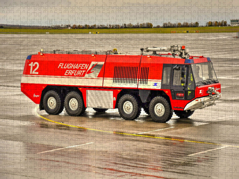 FLF 60/110-11+1000P / Ziegler Z8 / Flughafen Erfurt-Weimar - CALVENDO Foto-Puzzle'