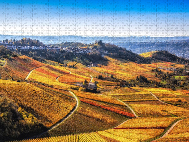Herbstliches Panorama über die sanft eingebetteten Weinreben in Stuttgart Rotenberg - CALVENDO Foto-Puzzle'