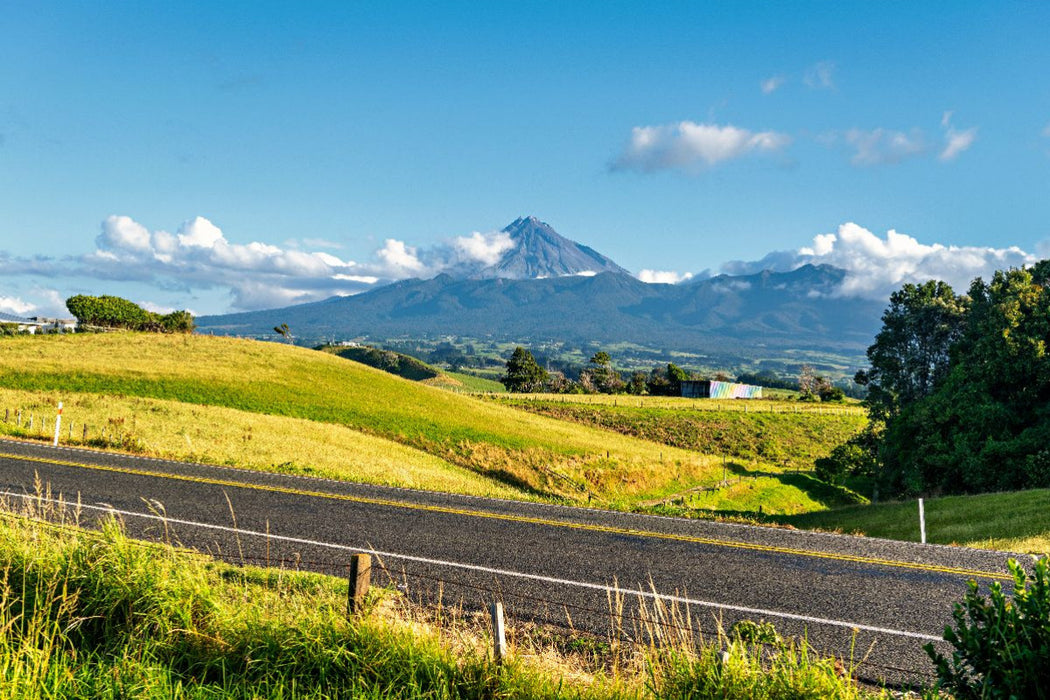 Premium Textil-Leinwand Der Mount Taranaki in Neuseeland