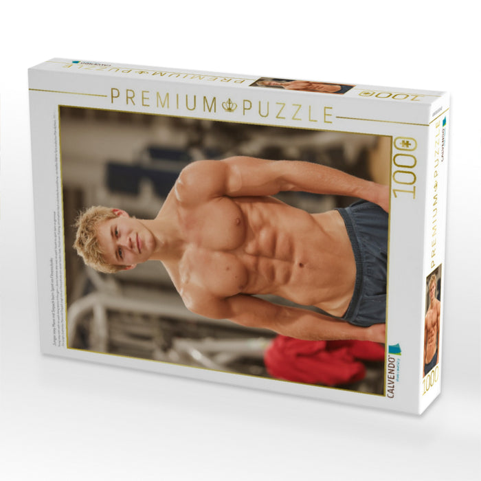 Junger sexy Mann mit Sixpack beim Sport im Fitnessstudio - CALVENDO Foto-Puzzle'