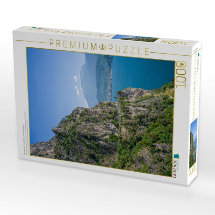 Blick auf die Ponalestraße und Riva del Garda - CALVENDO Foto-Puzzle'