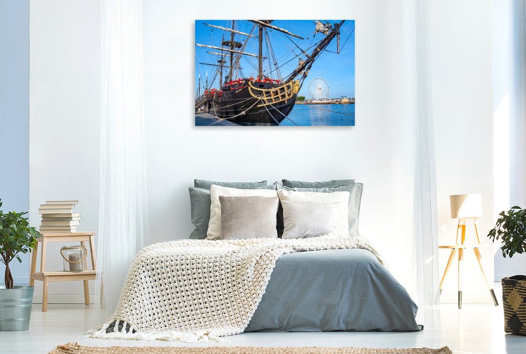 Premium Textil-Leinwand Segelschiff, Saint Malo, Bretagne