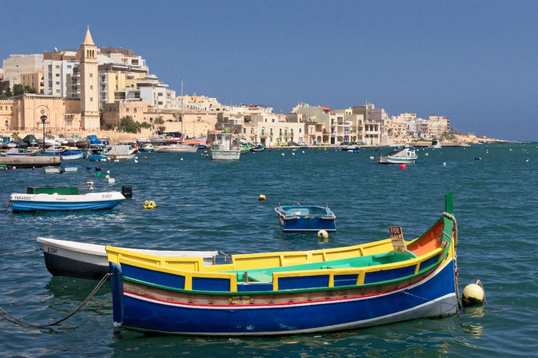 Premium Textil-Leinwand Stadtansicht Ta’ Monita auf Malta