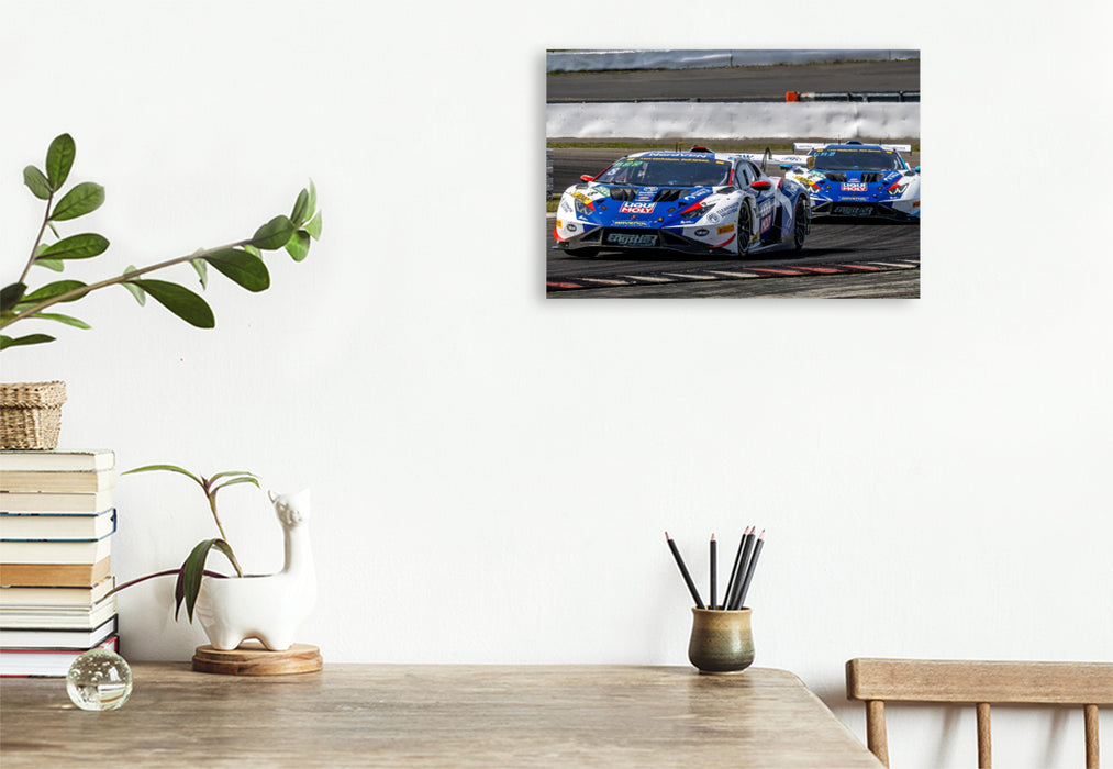 Premium Textil-Leinwand Lamborghini Huracán GT3 Evo II, Liqui Moly Team Engstler