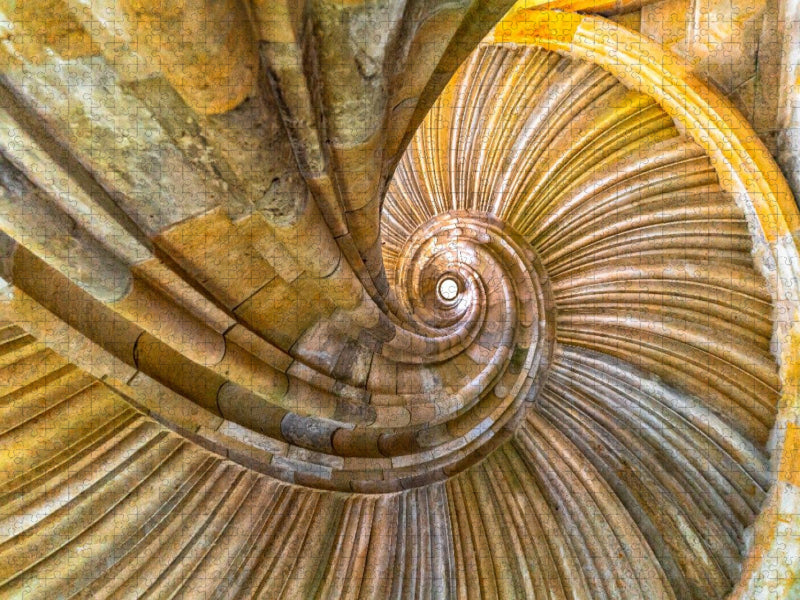 Großer Wendelstein mit freitragender Treppe in Torgau. - CALVENDO Foto-Puzzle'