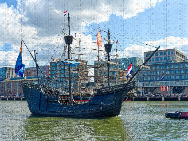 Sensationeller Nachbau der "Victoria" von Ferdinand Magellan - CALVENDO Foto-Puzzle'