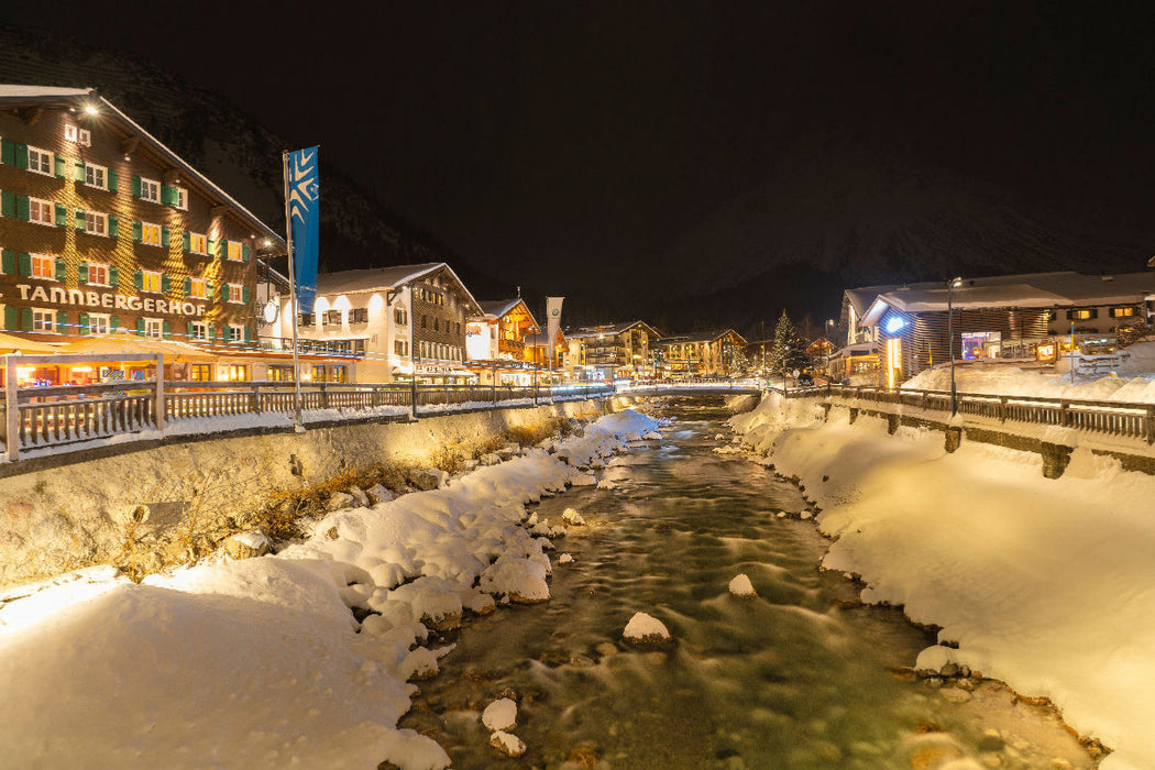 Premium Textil-Leinwand Lech am Arlberg, Skiparadies der Extraklasse.