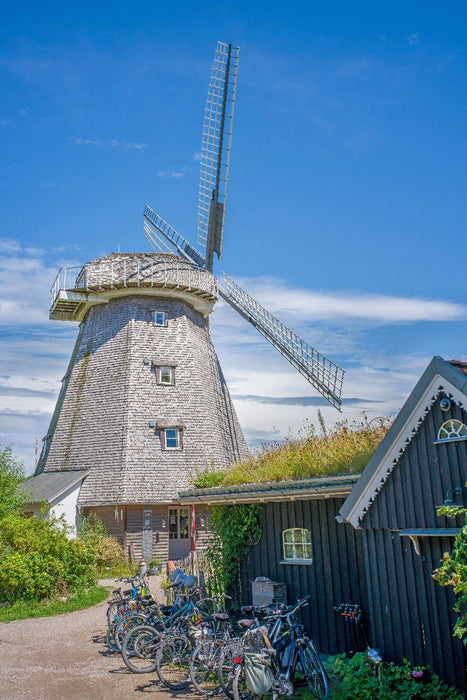 Premium Textil-Leinwand Ostsee - Windmühle Ahrenshoop
