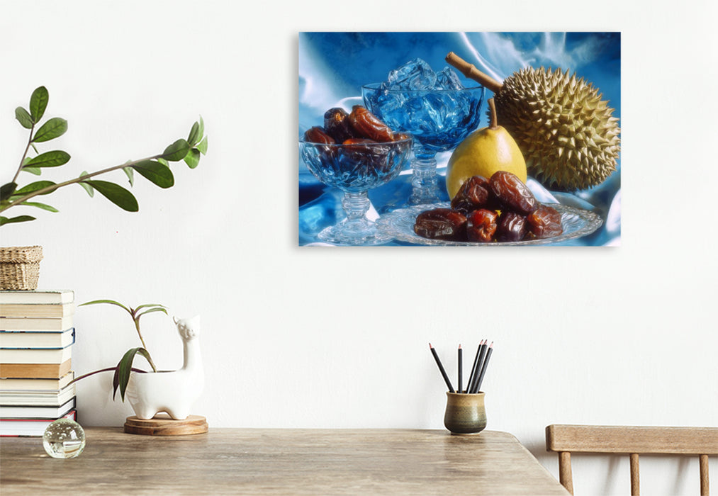 Premium Textil-Leinwand Stillleben mit Datteln, Durian und Birne