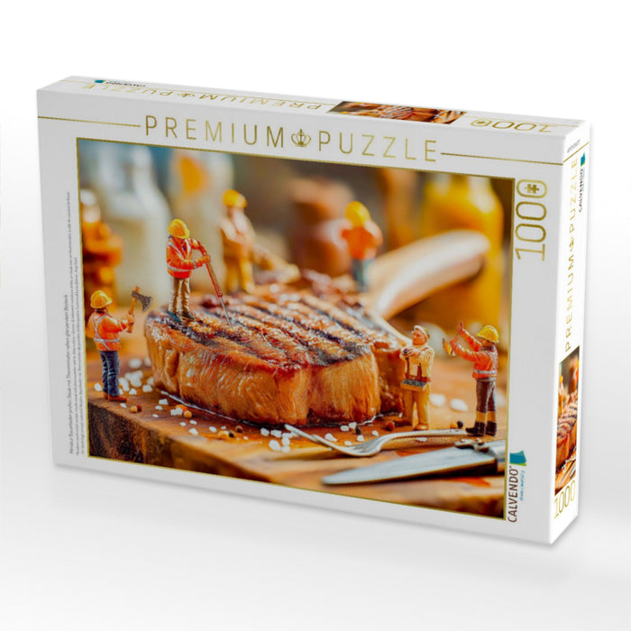Miniatur Bauarbeiter prüfen Steak mit Thermometer neben glänzendem Besteck - CALVENDO Foto-Puzzle'
