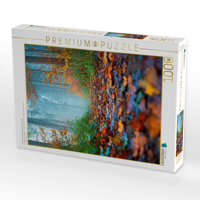 Ein Pfad im Nebel, geheimnisvoll und still - CALVENDO Foto-Puzzle'