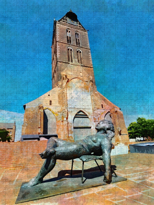 Skulptur liegend Sofia vor dem Kirchturm von St. Marien - CALVENDO Foto-Puzzle'