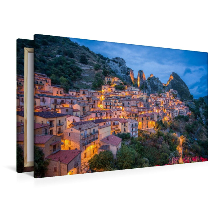 Premium Textil-Leinwand Castelmezzano bei Nacht