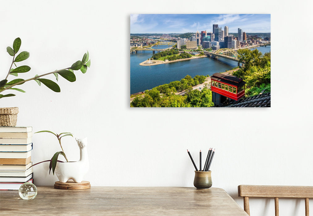 Premium Textil-Leinwand Imposante Pittsburgh Skyline mit Duquesne Incline