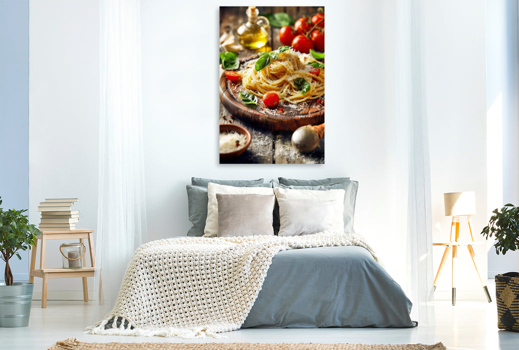 Premium Textil-Leinwand Pasta, al dente mit Basilikum & Parmesan