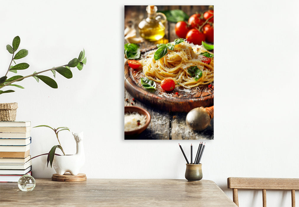 Premium Textil-Leinwand Pasta, al dente mit Basilikum & Parmesan