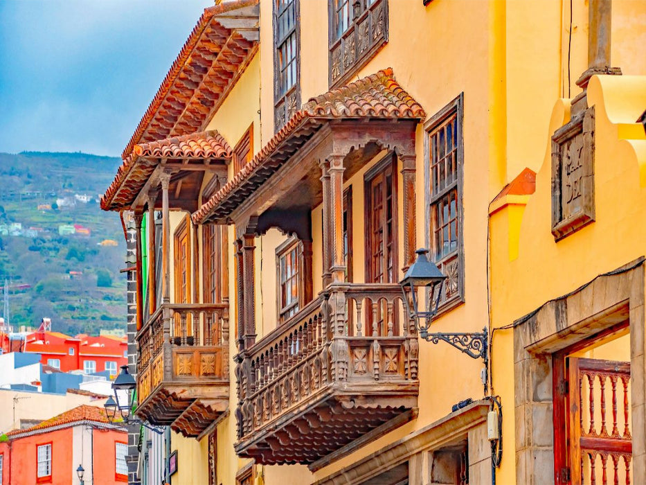 Mit Balkonen geschmückte Häuser, La Orotava, Teneriffa - CALVENDO Foto-Puzzle'