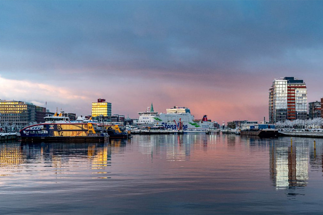 Premium Textil-Leinwand Winterliche Abendstimmung an der Hörn mit Blick zur Klappbrücke