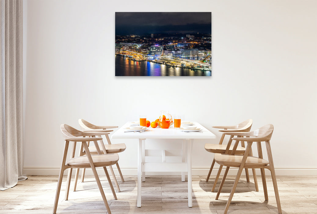 Premium Textil-Leinwand Bootshafen von oben – funkelnde Lichter im Dunkeln