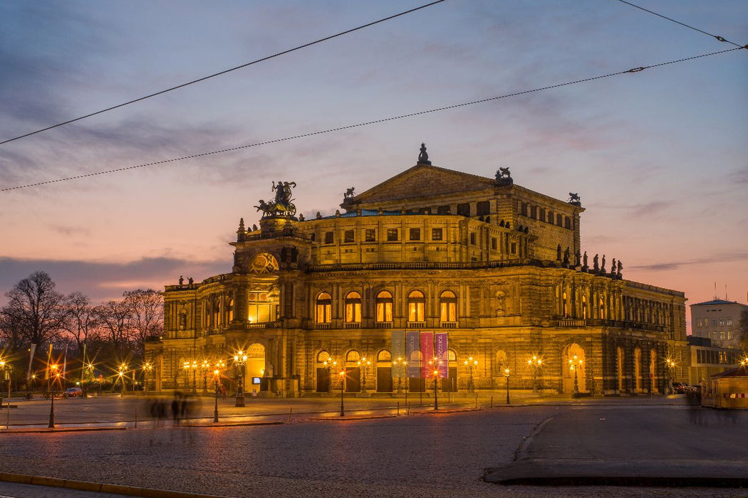 Premium Textil-Leinwand Dresden - Sonnenuntergang an der Semperoper